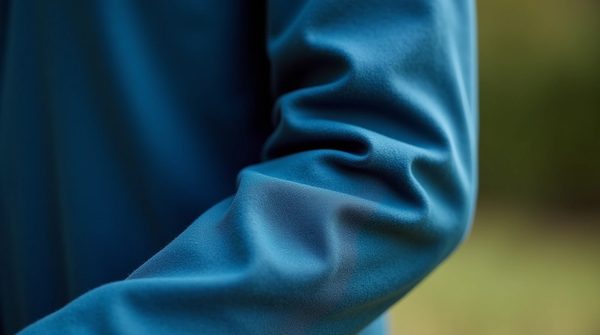 Veste de vélo en laine mérinos : l'équipement incontournable du cycliste moderne